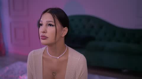 alisharossen online show from September 25, 2025, 5:11 am