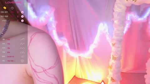 Snapshot of alisia_spinnet chatting on February 13, 2025, 2:31 pm Alisia online show from February 13, 2025, 2:31 pm