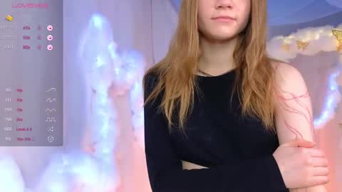 Snapshot of alisia_spinnet chatting on March 12, 2025, 7:24 am Alisia online show from March 12, 2025, 7:24 am