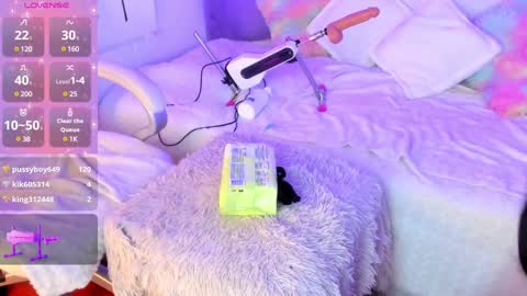 Snapshot of alison_fire12 chatting on December 17, 2024, 1:16 pm online show from December 17, 2024, 1:16 pm