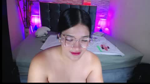 Snapshot of alison_girl22 chatting on April 23, 2026, 9:39 pm Alison online show from April 23, 2026, 9:39 pm