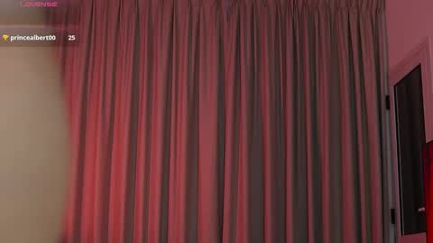 Snapshot of alison_miller9 chatting on February 21, 2026, 12:33 am Alison online show from February 21, 2026, 12:33 am