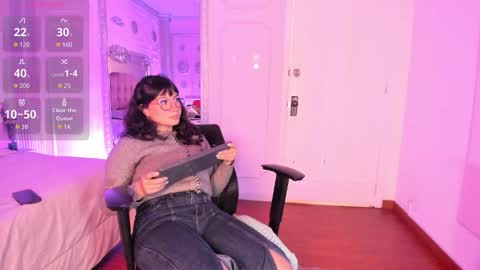 Alison Fishert online show from December 22, 2025, 12:13 pm