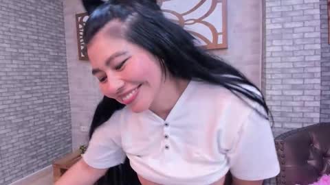 Snapshot of alisonn_doll chatting on October 14, 2025, 3:02 pm alisonn_doll online show from October 14, 2025, 3:02 pm