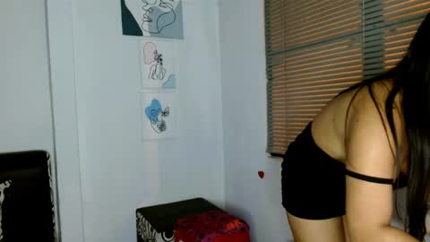 Snapshot of alisonturbay chatting on May 3, 2026, 3:56 am Alisonturbay online show from May 3, 2026, 3:56 am
