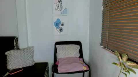 Alisonturbay online show from June 11, 2026, 2:53 am