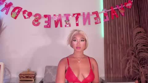 Alison Moon  online show from February 21, 2025, 10:28 am