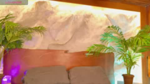 Alison Moon  online show from May 8, 2026, 10:37 pm