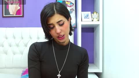 aliss_diiaz online show from February 8, 2025, 12:17 am