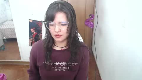 alissa_morrison online show from June 19, 2026, 2:43 pm