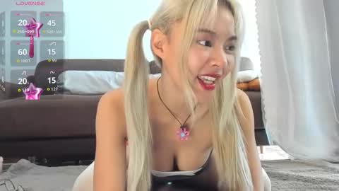 Snapshot of alissa_skyy chatting on February 24, 2026, 2:09 am Alissa Sky online show from February 24, 2026, 2:09 am