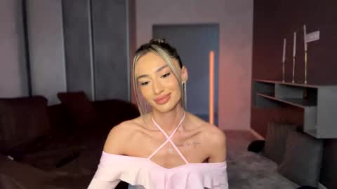 Alissa online show from June 24, 2026, 3:44 pm
