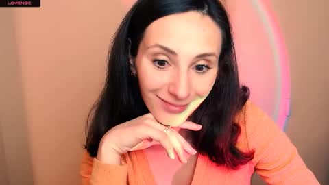 Snapshot of alissajersy_ chatting on November 3, 2025, 10:27 am Alissa online show from November 3, 2025, 10:27 am