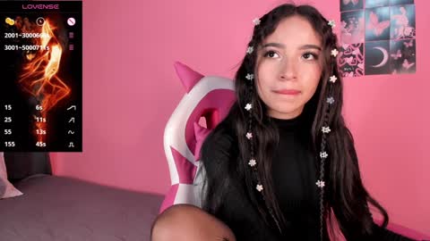 Mara  Isabel online show from February 26, 2025, 1:21 am