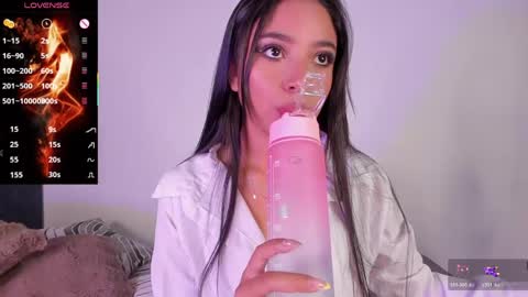Snapshot of alissarose_1 chatting on April 12, 2026, 11:32 pm alissarose_1 online show from April 12, 2026, 11:32 pm