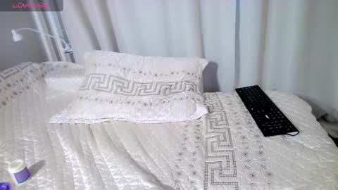 im Allise online show from December 12, 2024, 7:19 am