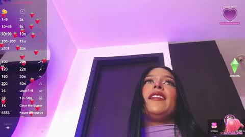 Snapshot of alisse_laurent chatting on January 5, 2025, 3:53 am alisse online show from January 5, 2025, 3:53 am