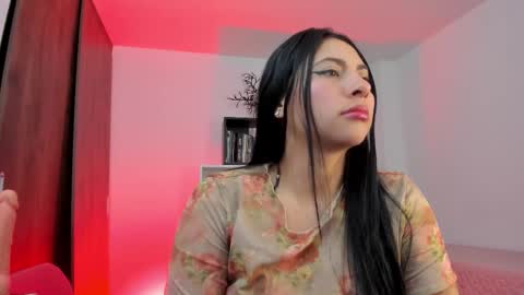 Snapshot of alissia_viera chatting on October 21, 2025, 9:04 pm iraide online show from October 21, 2025, 9:04 pm