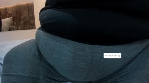 Alisson online show from November 6, 2025, 11:11 am