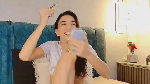 Snapshot of alisson_fox69 chatting on September 20, 2025, 12:00 am alisson_fox69 online show from September 20, 2025, 12:00 am