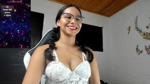 Alisson hoffman05 online show from February 13, 2025, 1:40 am