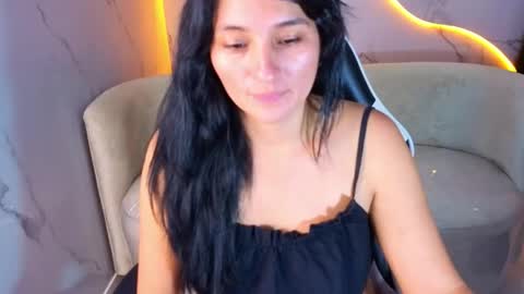 Snapshot of alisson_tx_ chatting on May 5, 2026, 9:23 pm alisson_tx_ online show from May 5, 2026, 9:23 pm