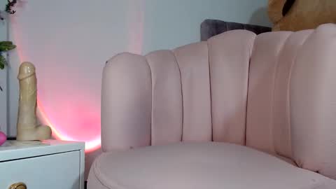 alisson online show from December 31, 2024, 1:04 am