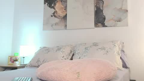 Goddess  online show from March 1, 2025, 4:15 am