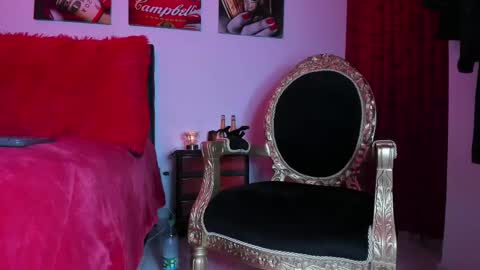 Snapshot of alissontattoo chatting on March 1, 2025, 7:48 pm Mistress Alisson online show from March 1, 2025, 7:48 pm