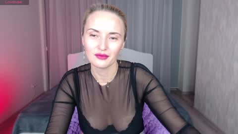 alisssarose online show from December 7, 2024, 11:12 pm