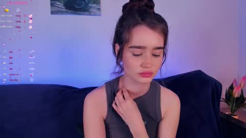 Alivia online show from October 10, 2025, 9:41 am