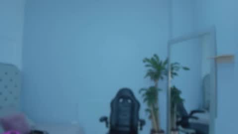alix_18 online show from September 16, 2025, 11:11 am