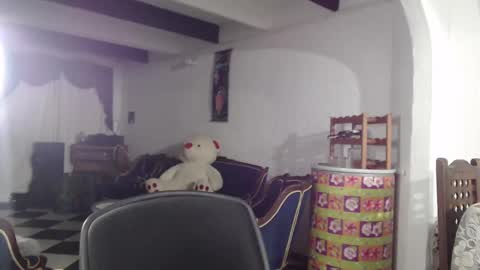 Alix online show from March 7, 2025, 5:51 am