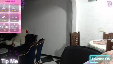 Alix online show from May 25, 2026, 12:05 am