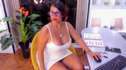 Alix online show from January 18, 2025, 2:47 am
