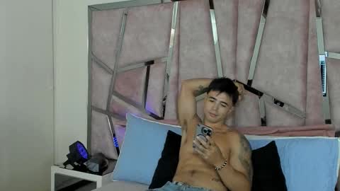 Snapshot of alixmartin1 chatting on October 11, 2025, 9:13 pm alix online show from October 11, 2025, 9:13 pm