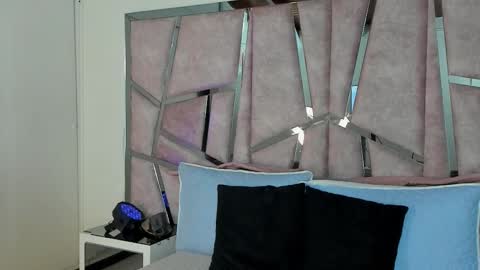 Snapshot of alixmartin1 chatting on October 26, 2025, 10:15 pm alix online show from October 26, 2025, 10:15 pm