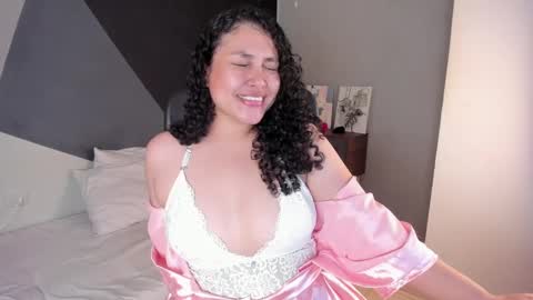 alixon online show from September 27, 2025, 3:44 am