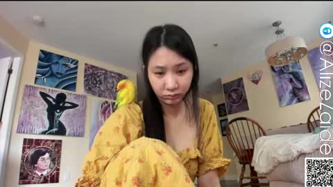 Alize Zaide online show from April 30, 2026, 8:57 pm