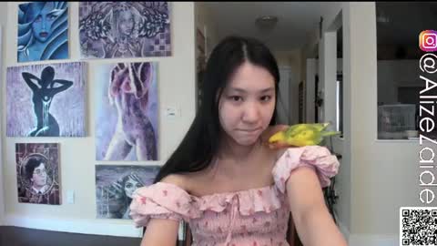 Snapshot of alizezaide chatting on June 19, 2026, 9:07 pm Alize Zaide online show from June 19, 2026, 9:07 pm
