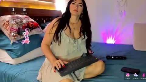Andrea..... online show from July 19, 2026, 5:05 pm