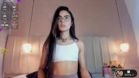 Snapshot of alizza_ chatting on November 9, 2025, 11:41 am alizza_ online show from November 9, 2025, 11:41 am