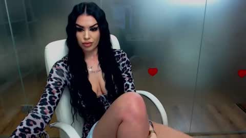 Snapshot of allaya_love chatting on February 26, 2025, 7:31 am Allaya online show from February 26, 2025, 7:31 am