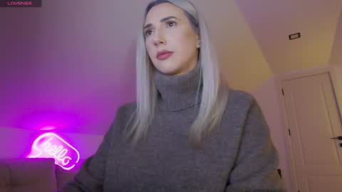 A day u didnt smile is a lost day online show from February 17, 2026, 9:21 pm