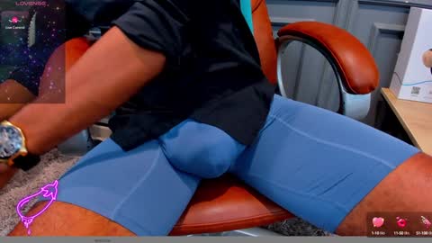 Snapshot of allessandrosantos chatting on December 25, 2024, 8:07 pm                                 Help me reach 100 likes online show from December 25, 2024, 8:07 pm