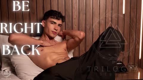 Snapshot of allexserrano chatting on February 15, 2026, 11:34 pm Allex online show from February 15, 2026, 11:34 pm