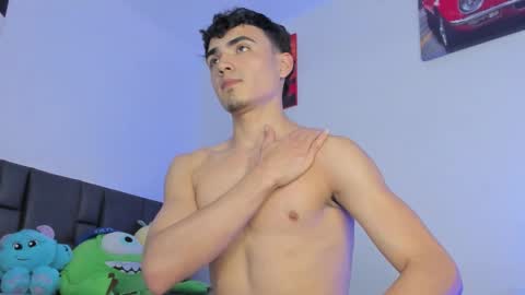 Snapshot of allexserrano chatting on March 10, 2026, 2:49 am Allex online show from March 10, 2026, 2:49 am