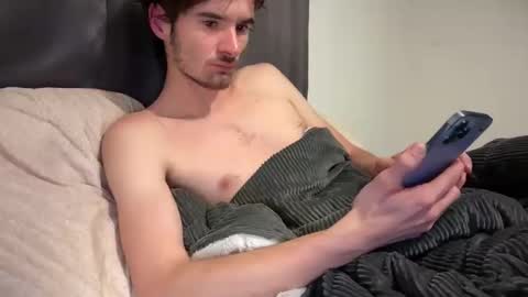 alleycat2001 online show from December 19, 2025, 6:20 am