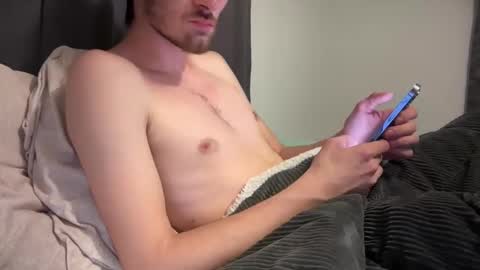 alleycat2001 online show from December 23, 2025, 6:55 am