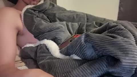 alleycat2001 online show from February 4, 2026, 7:03 am